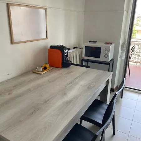 Apartment Con Terrazza Vicino Al Centro